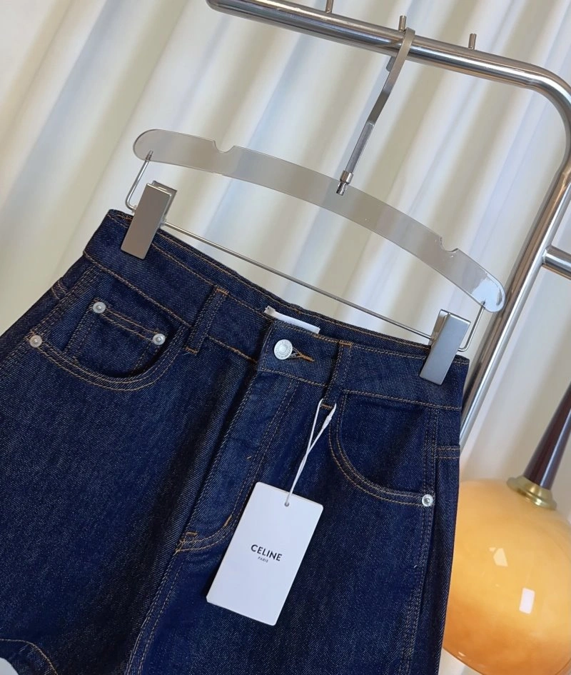 Celine Short Pants Supportive 106933