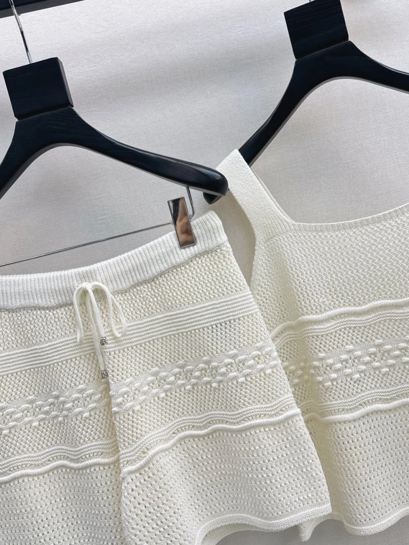 Celine Short Suits Durable 106820