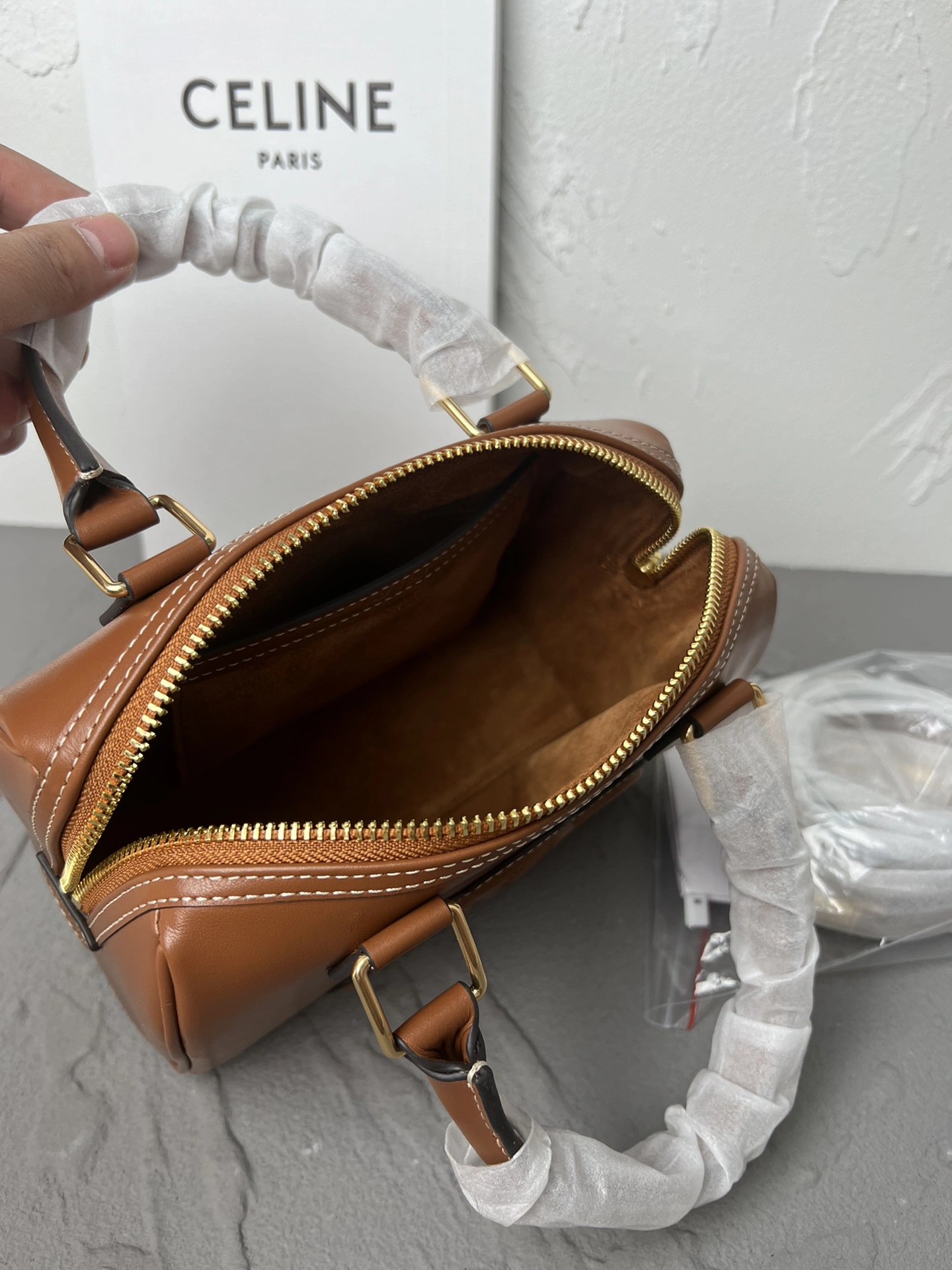 EyeCatching Celine Speedy Bags 78424