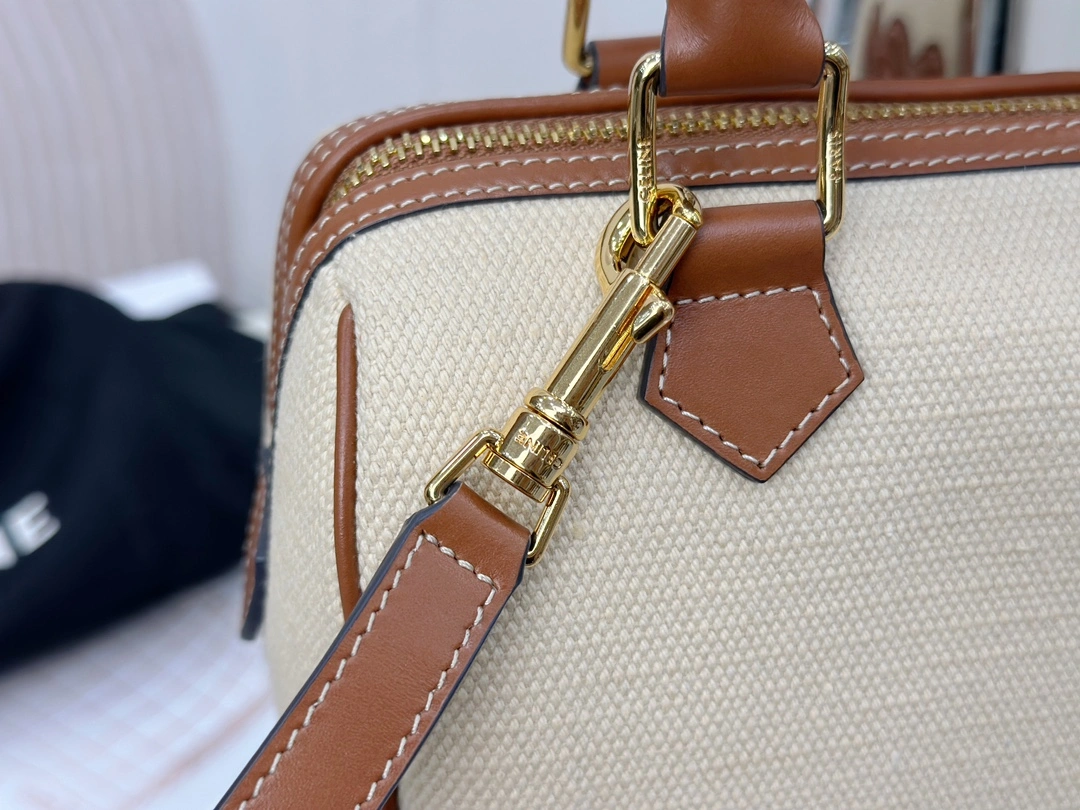 Neat Celine Speedy Bags 94530