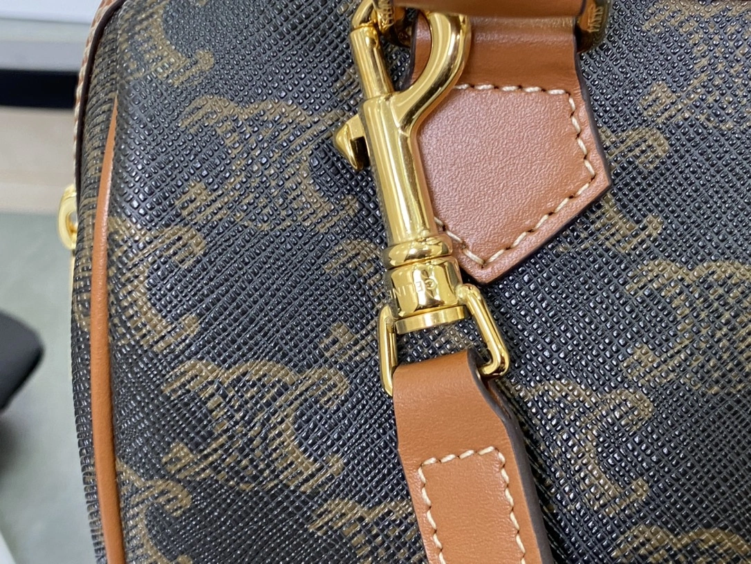 Sporty Celine Speedy Bags 94529