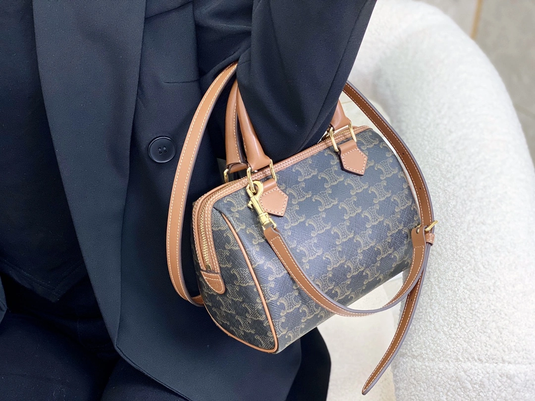 Sporty Celine Speedy Bags 94529