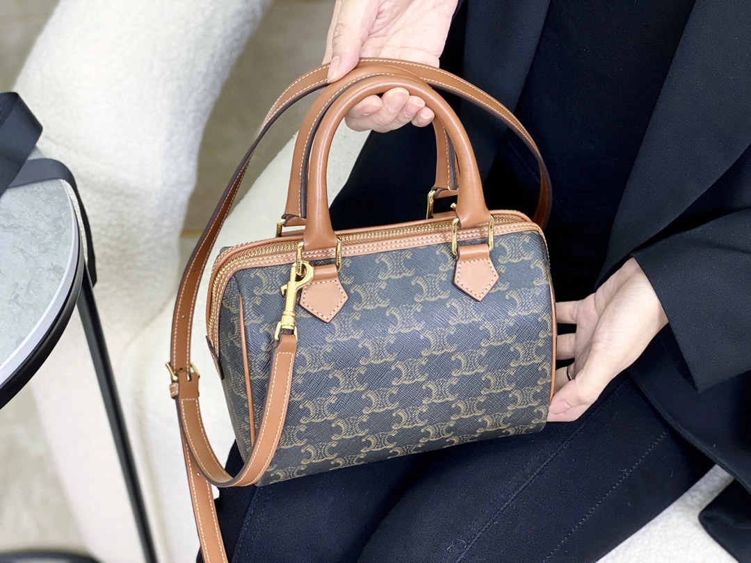Sporty Celine Speedy Bags 94529