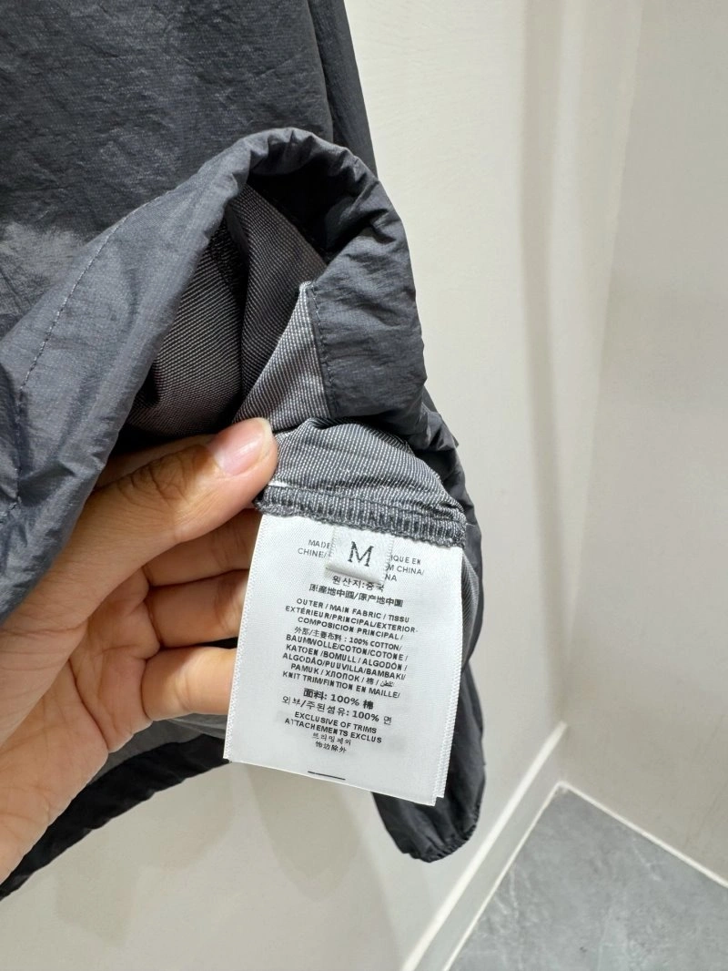 Celine Sunscreen Jacket Stretchable 107096