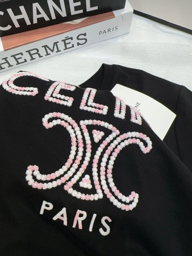WellDesigned Celine T-Shirts 107030