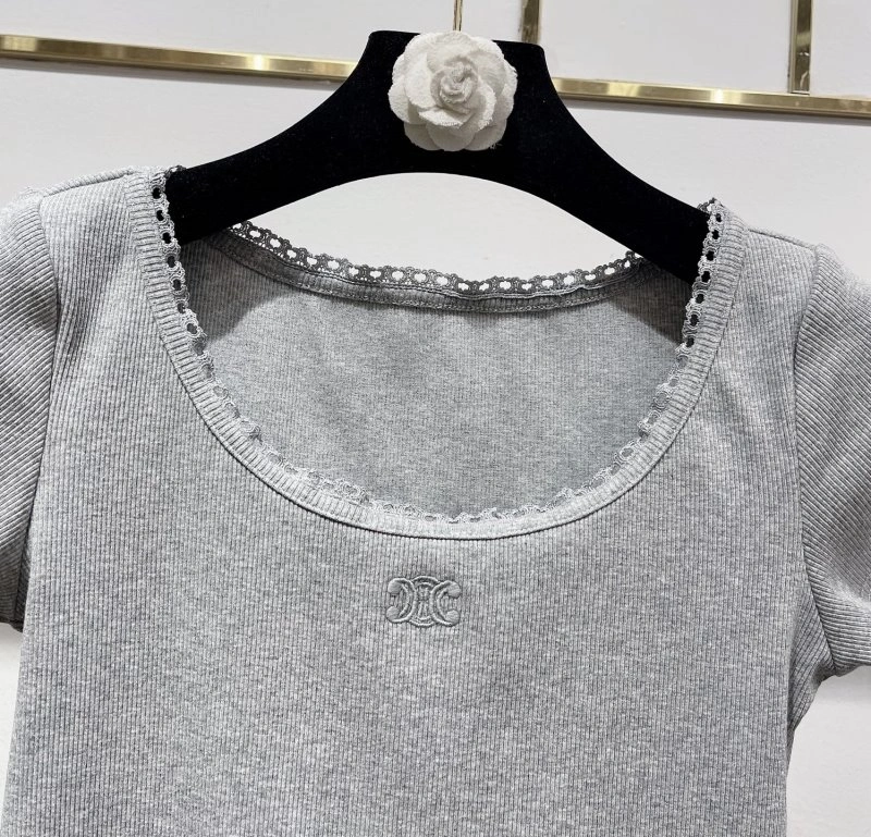 Celine T-Shirts Youthful 107027