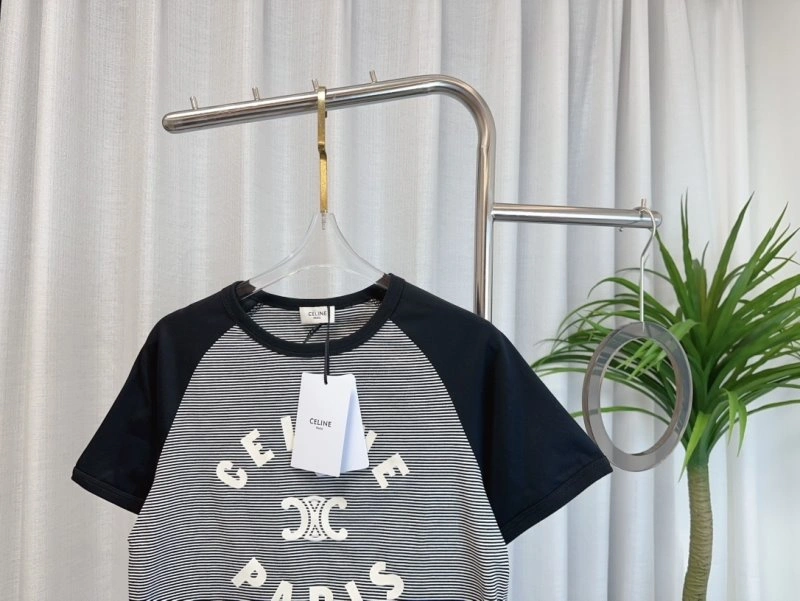 Celine T-Shirts Vibrant 107208