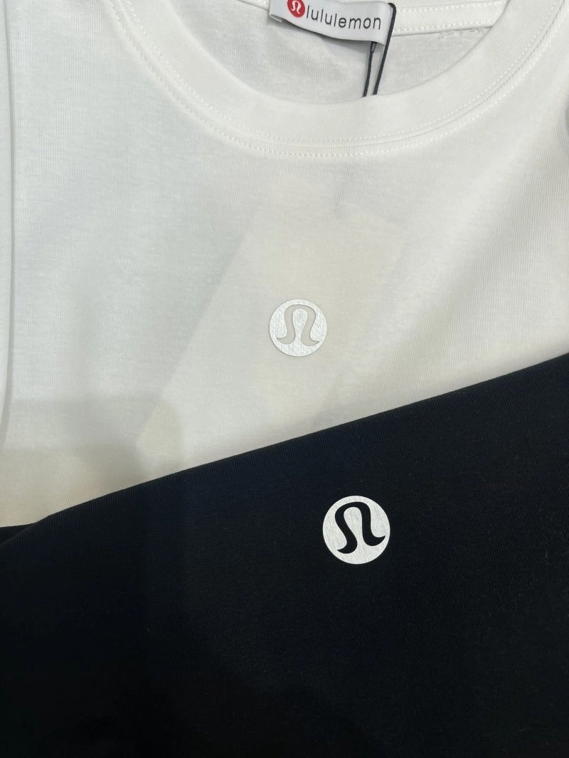 Unisex Celine T-Shirts 106747