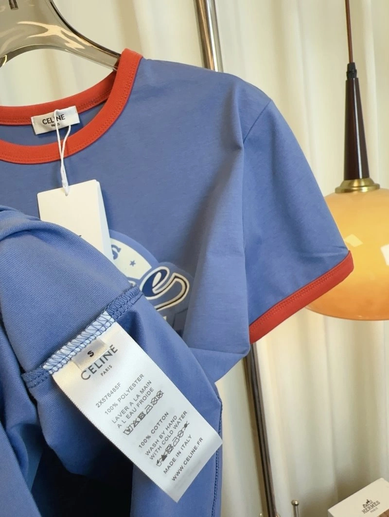 Celine T-Shirts Lightweight 107078