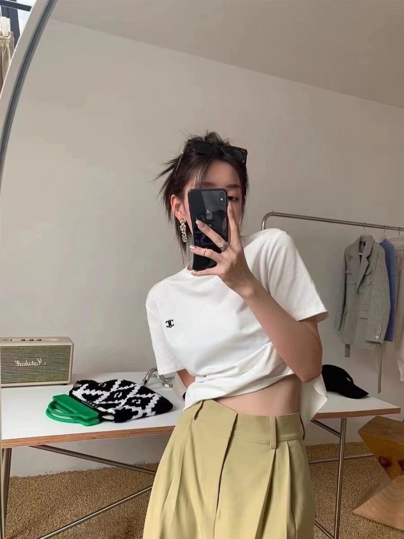Celine T-Shirts Trendsetting 107046