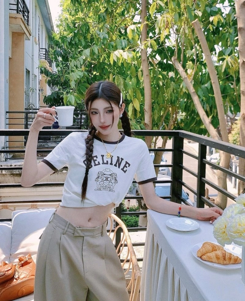 Celine T-Shirts Unique 107042