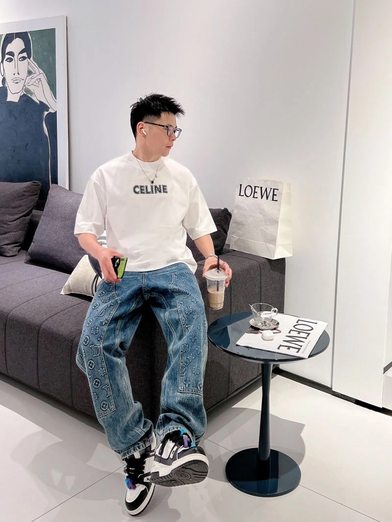 Celine T-Shirts Sleek 107342