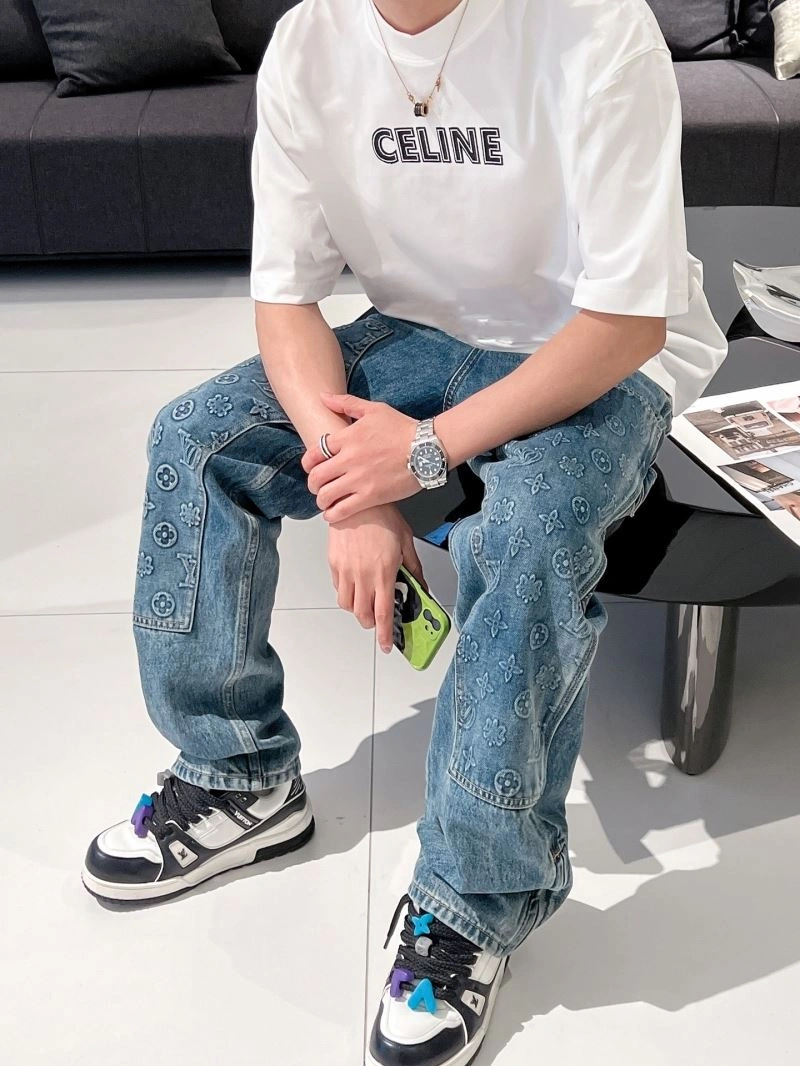 Celine T-Shirts Sleek 107342