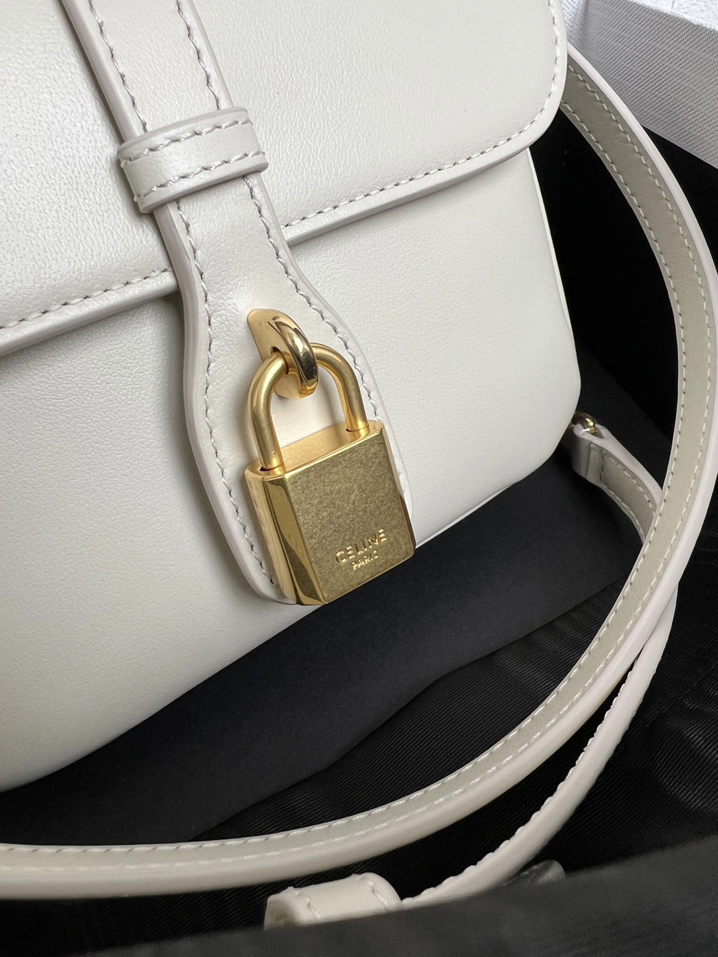 Modern Celine Top Handle Bags 78420