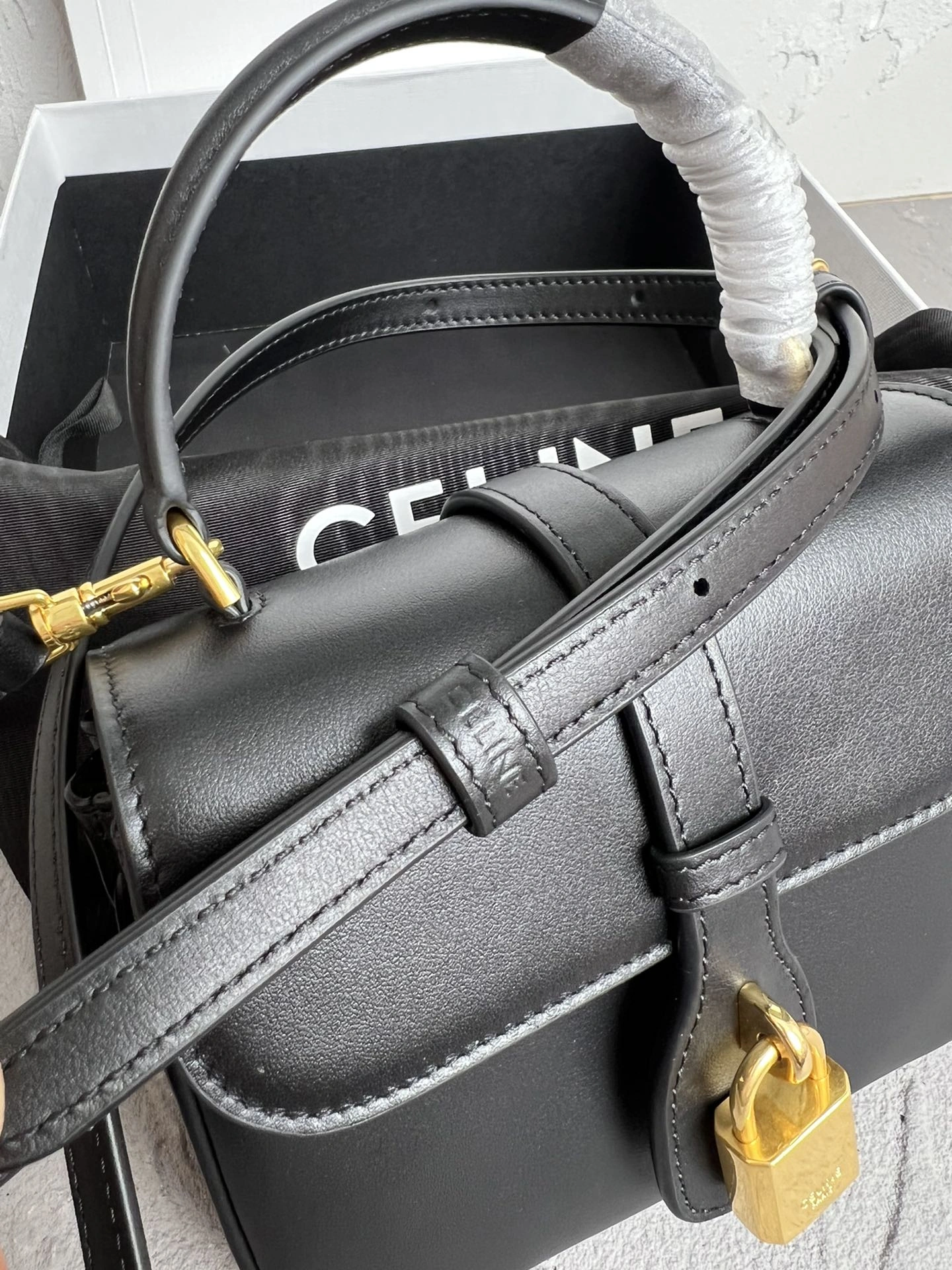 Celine Top Handle Bags Flexible 78426