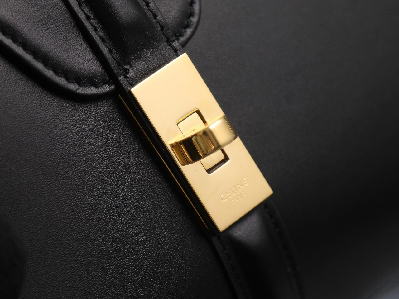 Attractive Celine Top Handle Bags 78446