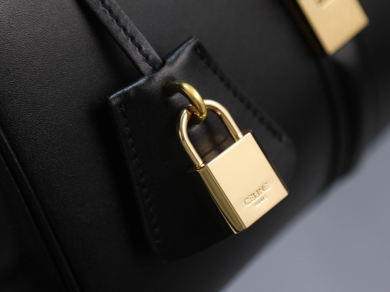 Attractive Celine Top Handle Bags 78446