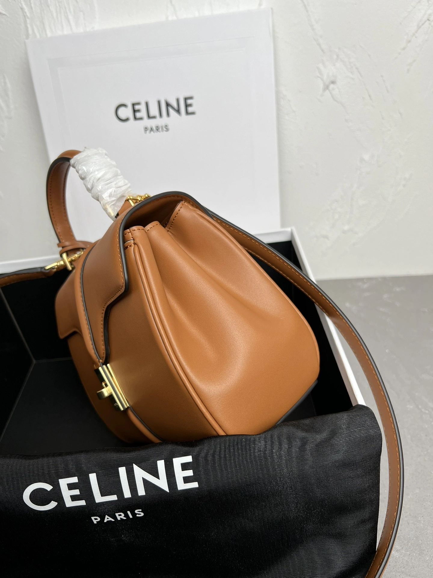Celine Top Handle Bags Versatile 73667