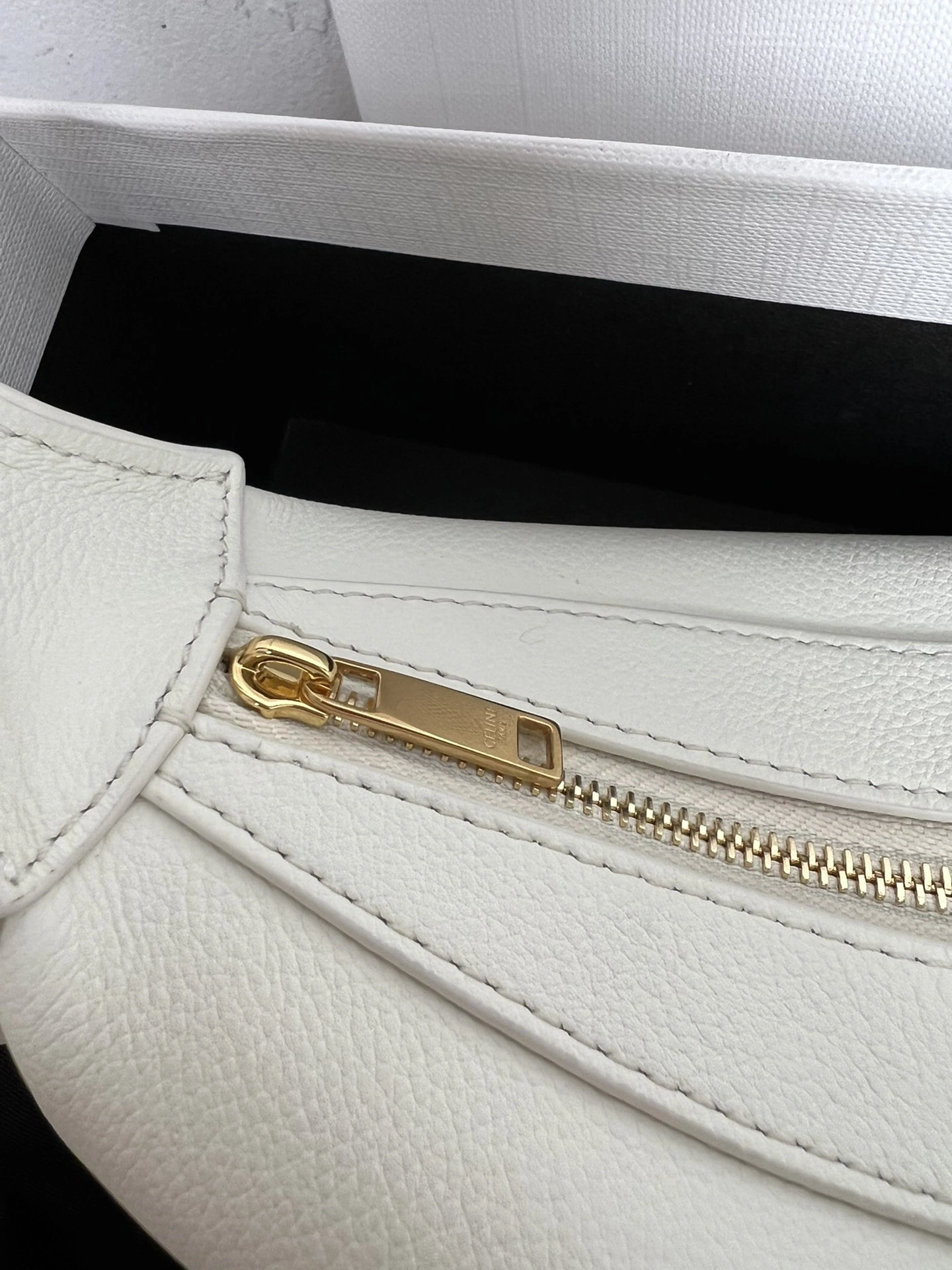 Celine Top Handle Bags Comfortable 73665