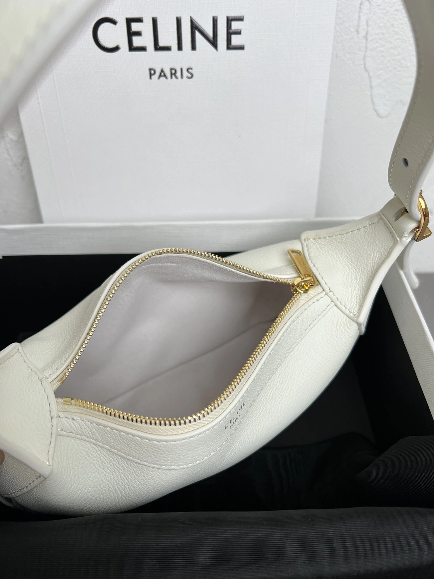 Celine Top Handle Bags Comfortable 73665