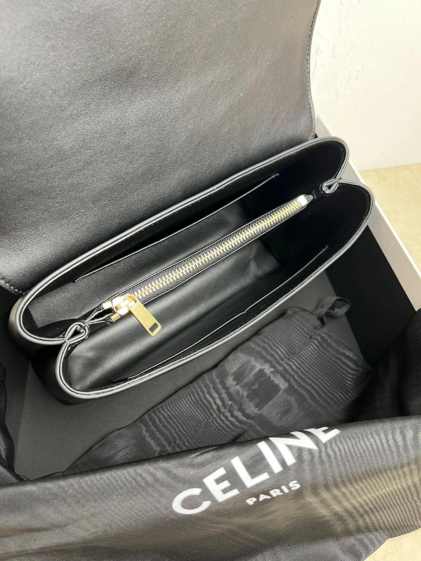 Supportive Celine Top Handle Bags 73707