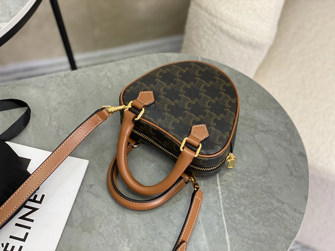 Cozy Celine Top Handle Bags 94524