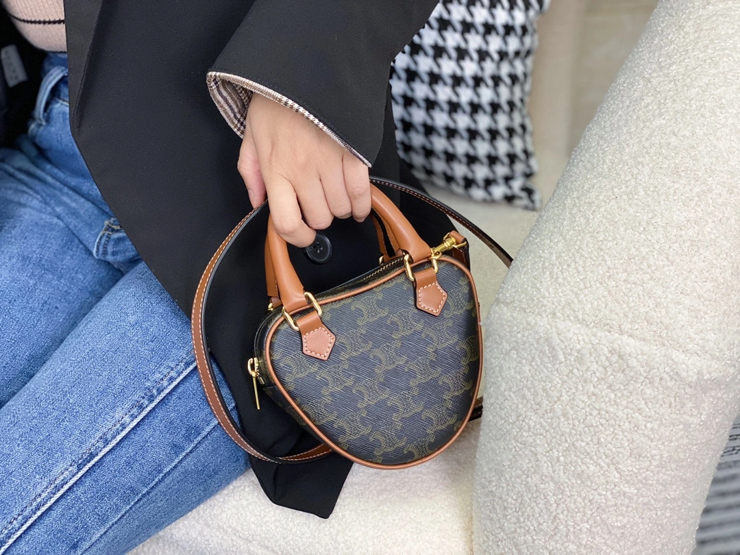 Cozy Celine Top Handle Bags 94524