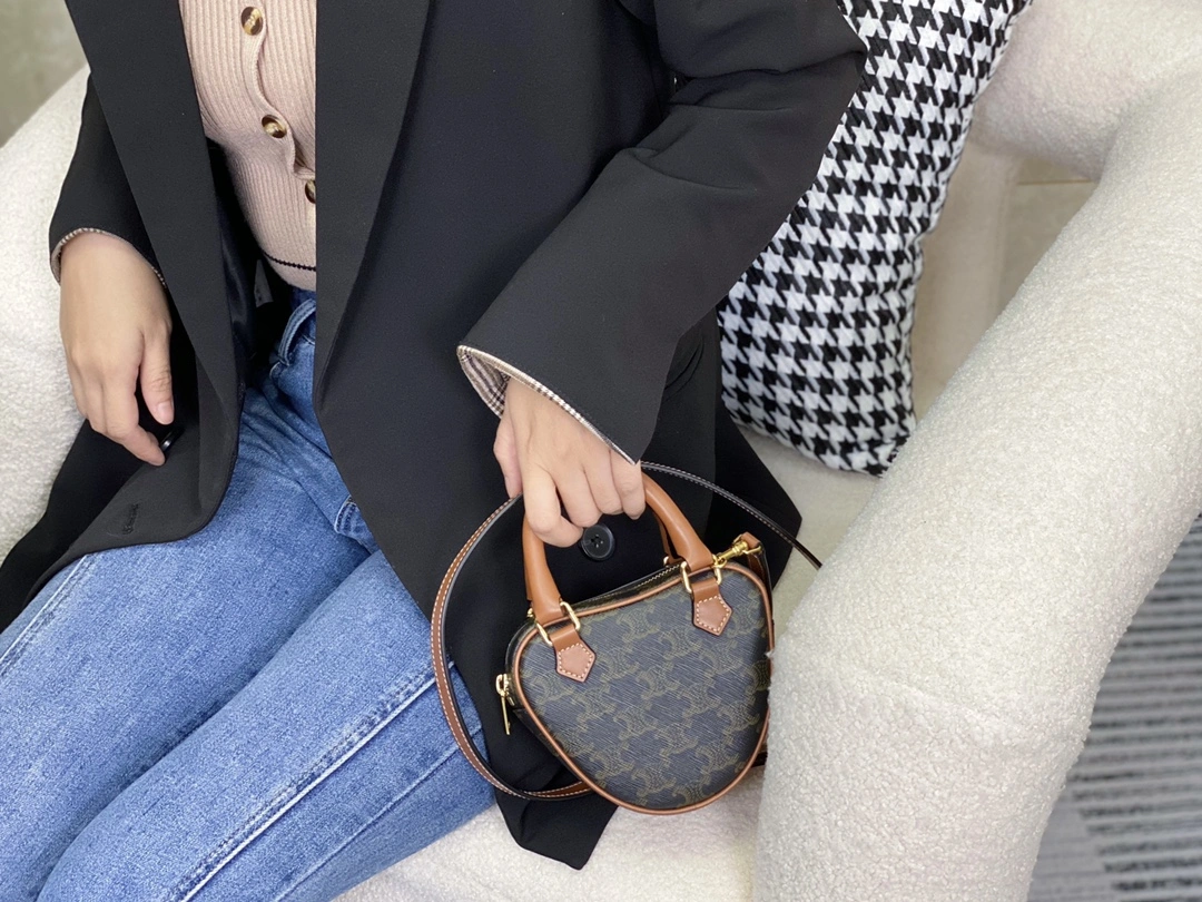 Cozy Celine Top Handle Bags 94524