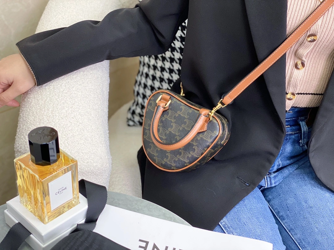 Cozy Celine Top Handle Bags 94524