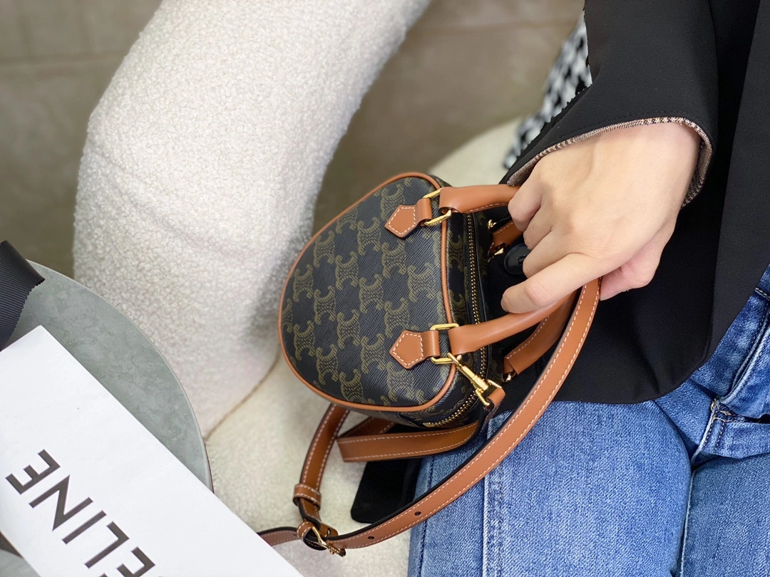 Cozy Celine Top Handle Bags 94524