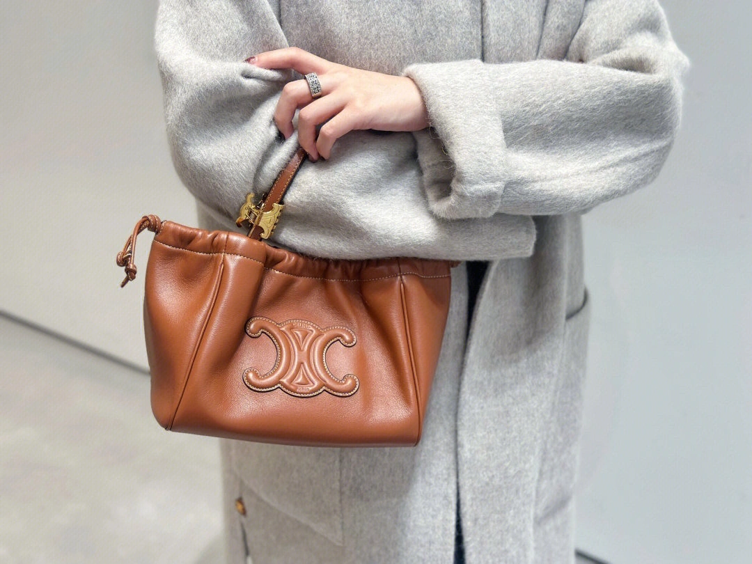Resilient Celine Top Handle Bags 94521