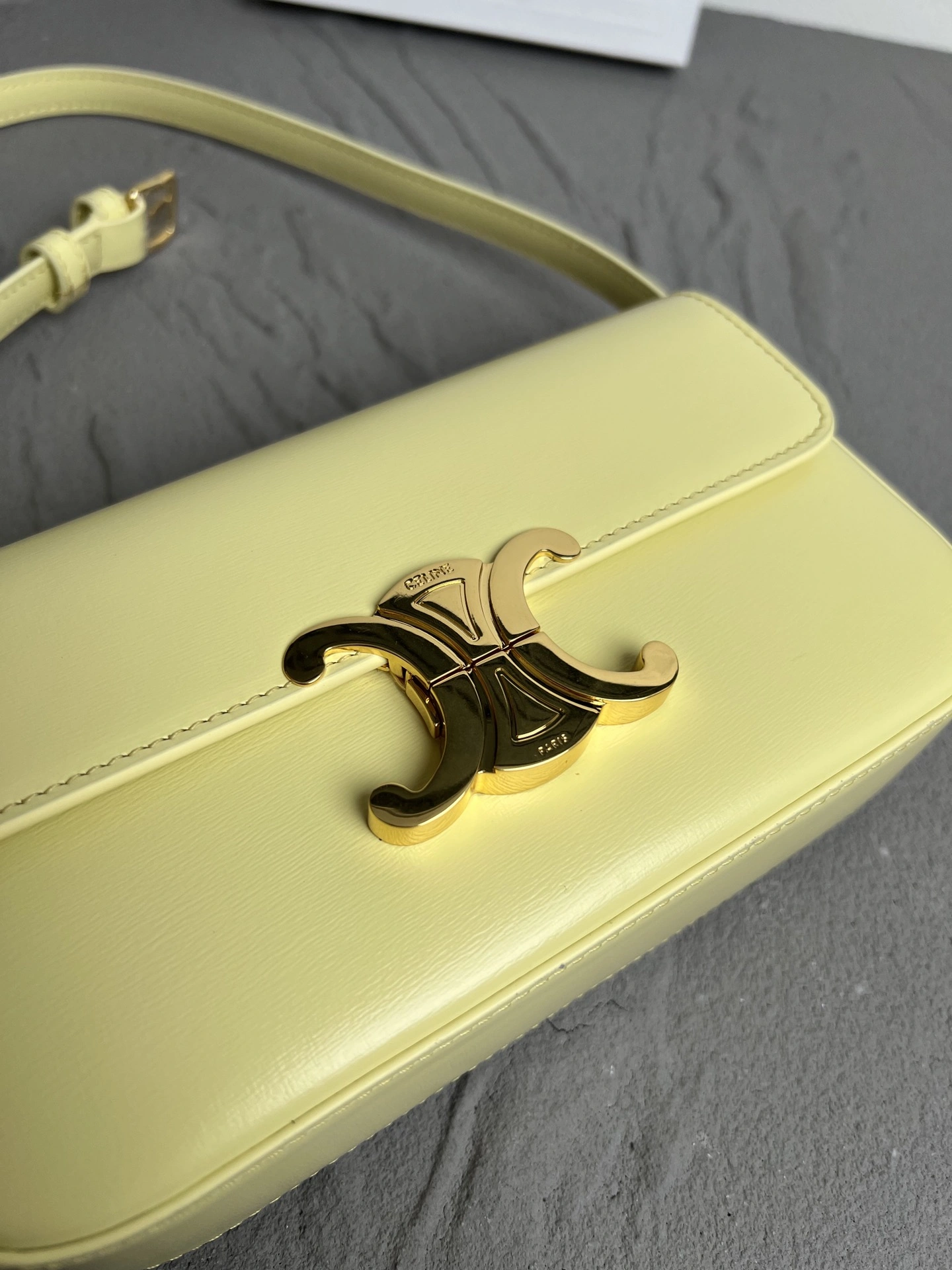 Lightweight Celine Triomphe Bags 78422