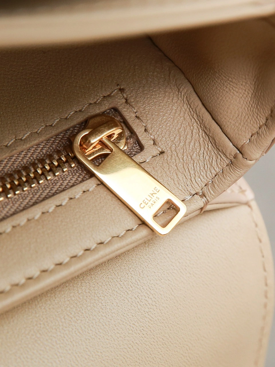 RelaxedFit Celine Triomphe Bags 78409
