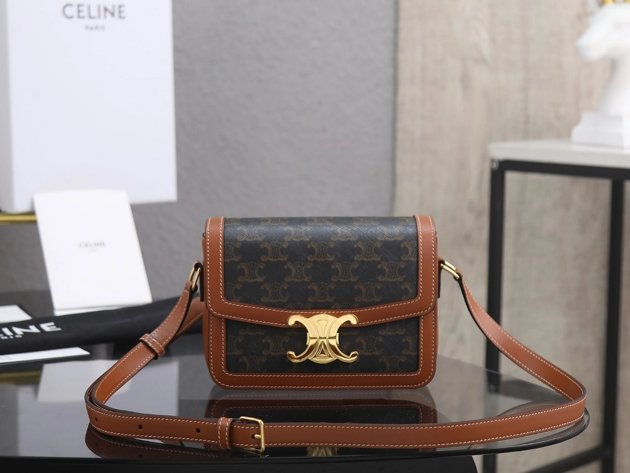 Durable Celine Triomphe Bags 78397