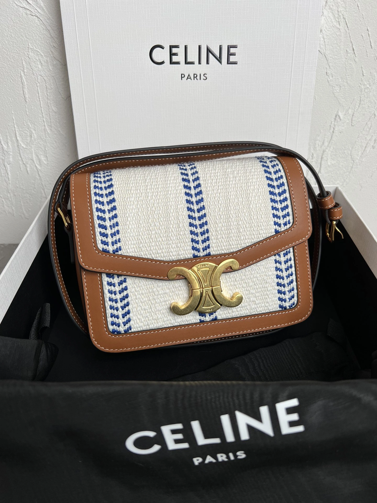Reliable Celine Triomphe Bags 78377