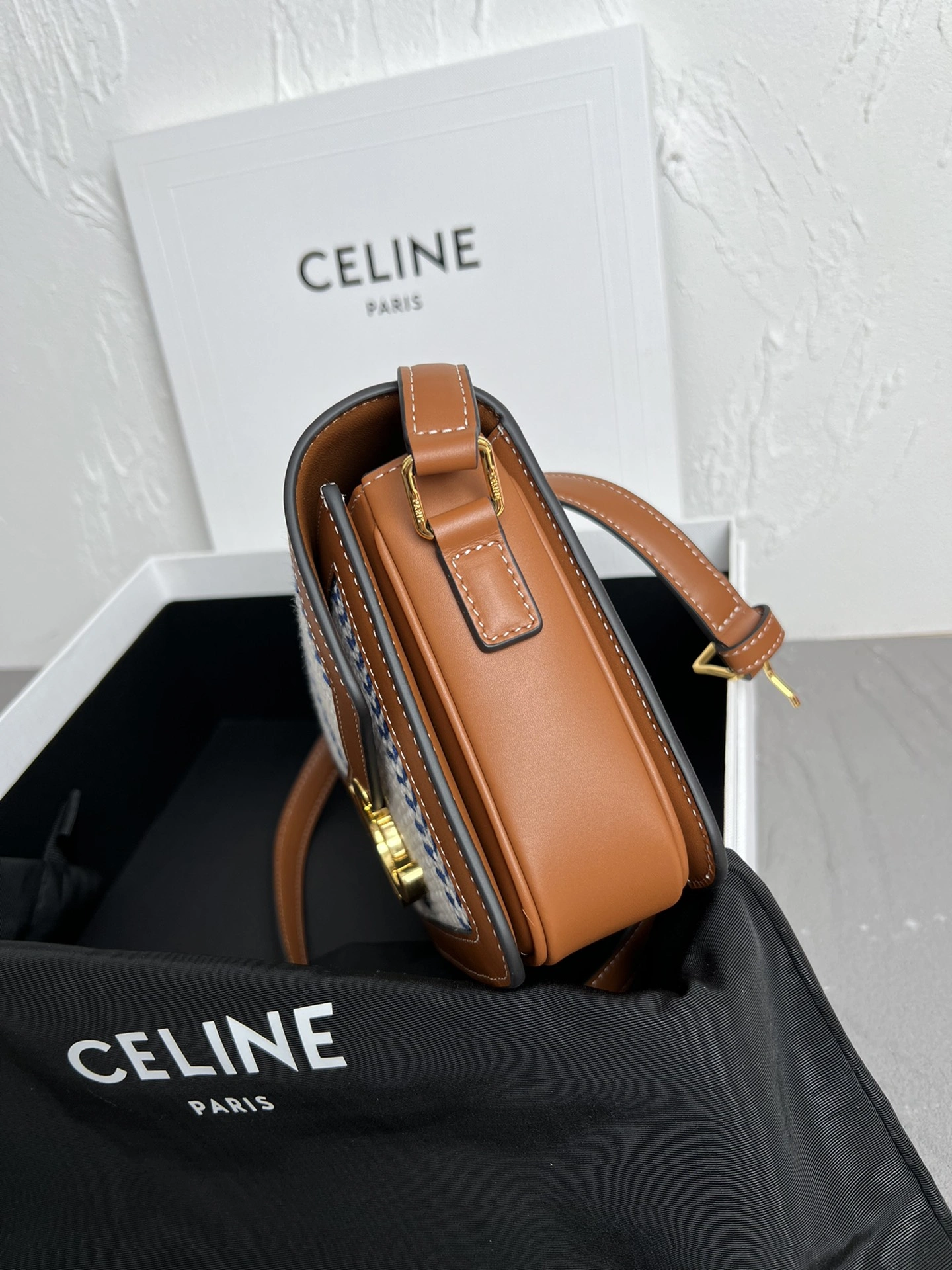 Reliable Celine Triomphe Bags 78377