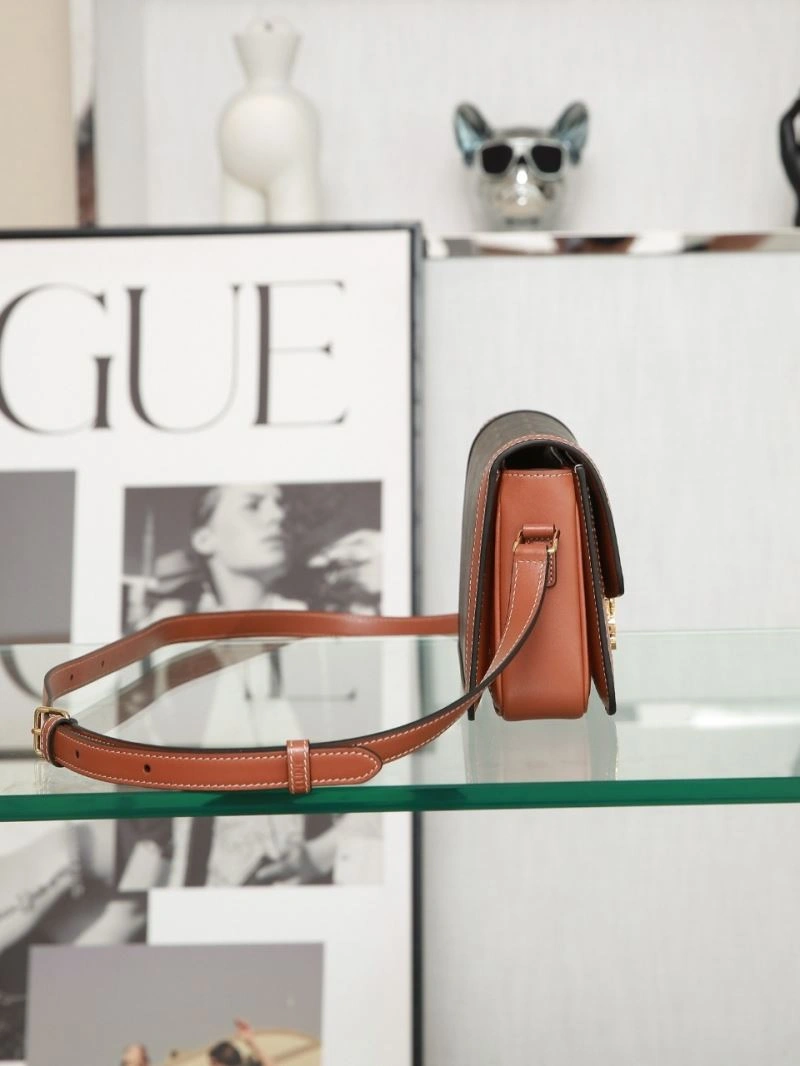 Breathable Celine Triomphe Bags 94762