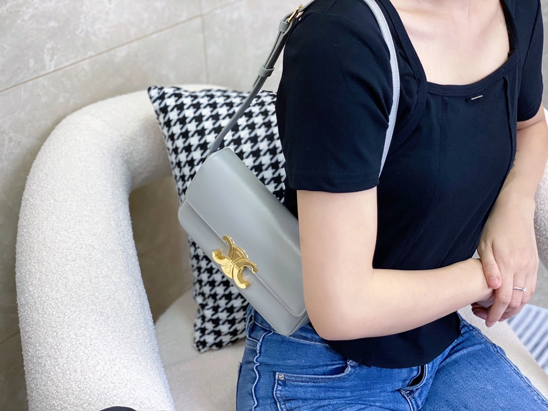 FlexibleFit Celine Triomphe Bags 94540