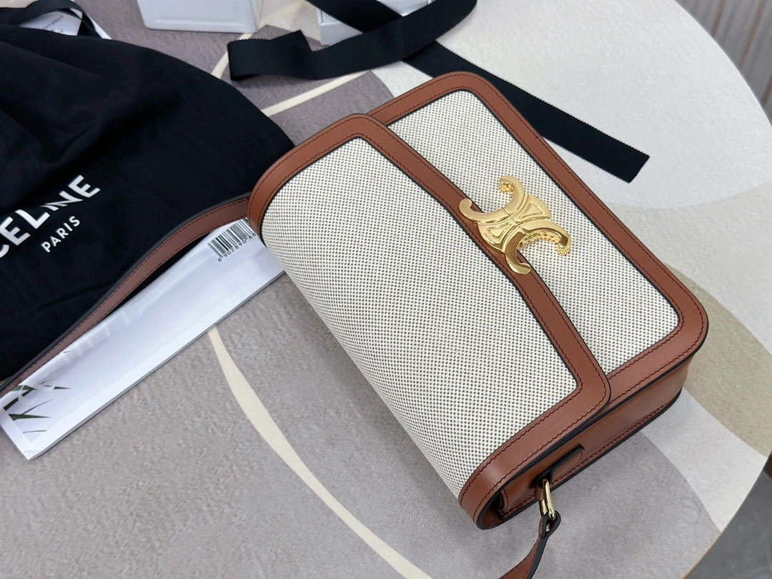 Minimalist Celine Triomphe Bags 94501