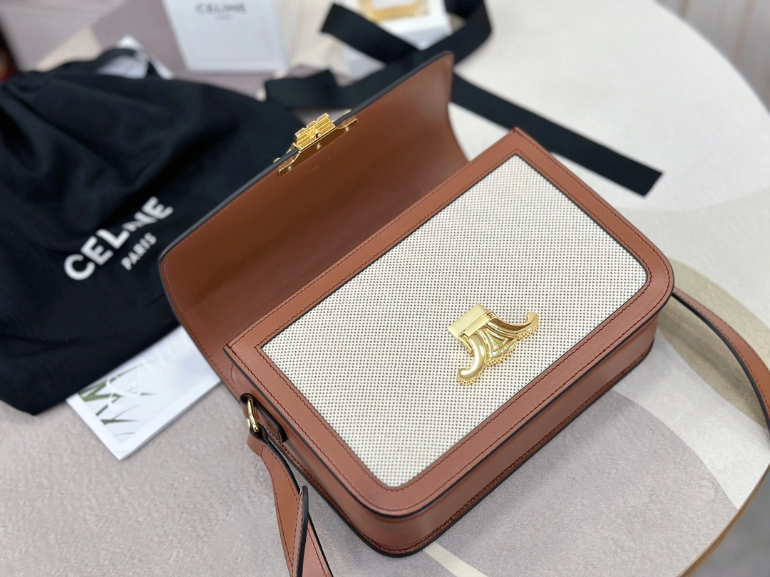 Minimalist Celine Triomphe Bags 94501