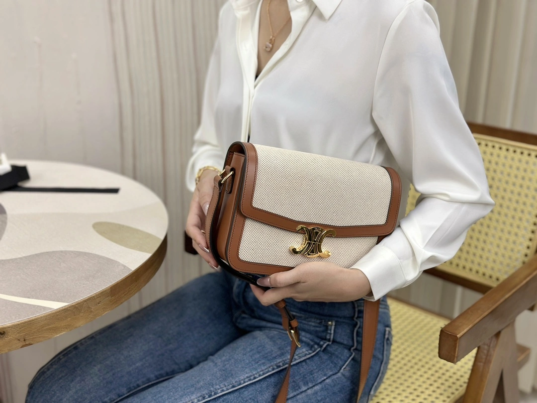 Minimalist Celine Triomphe Bags 94501