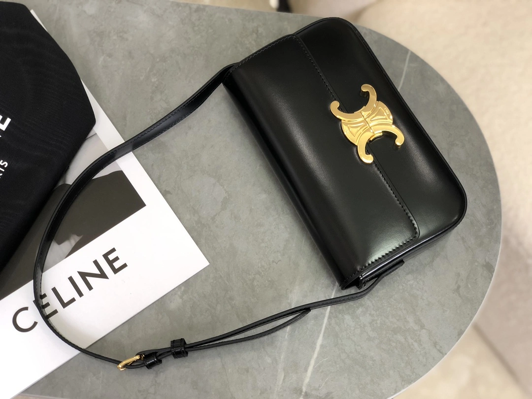 Tailored Celine Triomphe Bags 94497