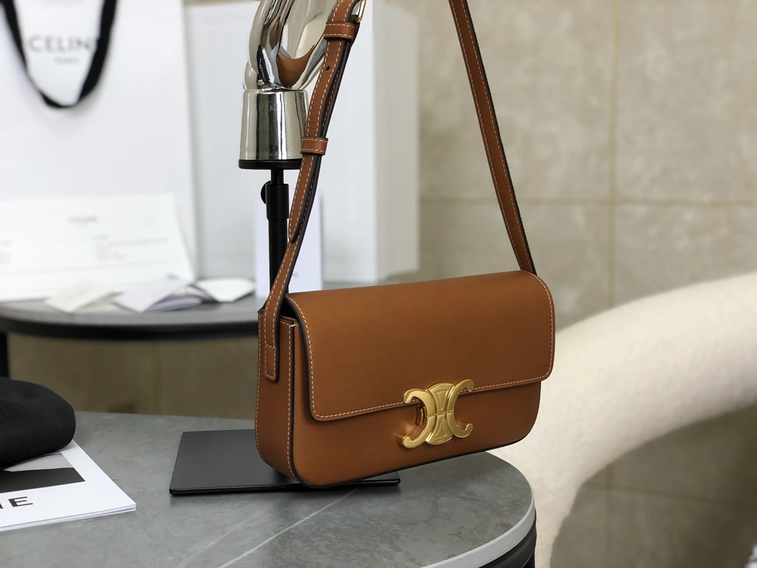 ModernLook Celine Triomphe Bags 94495