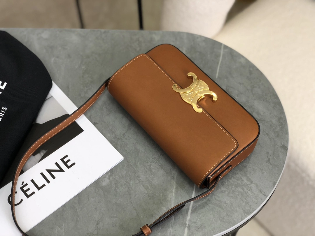 ModernLook Celine Triomphe Bags 94495