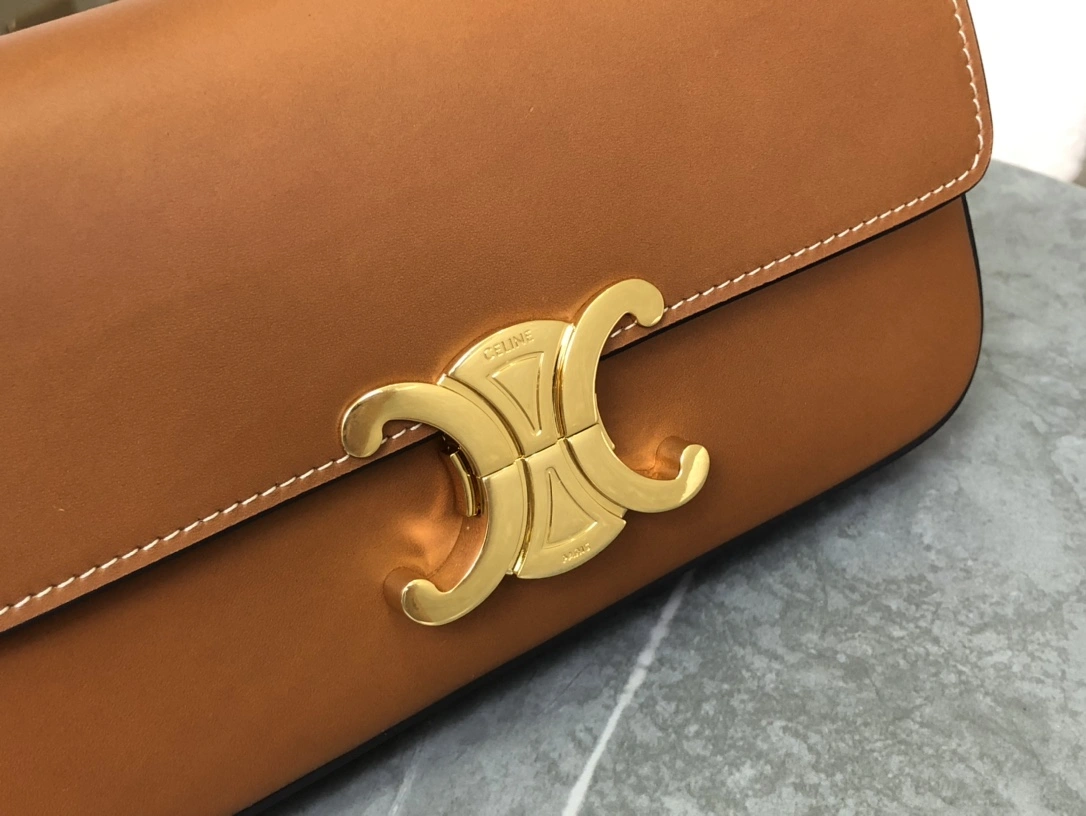 ModernLook Celine Triomphe Bags 94495