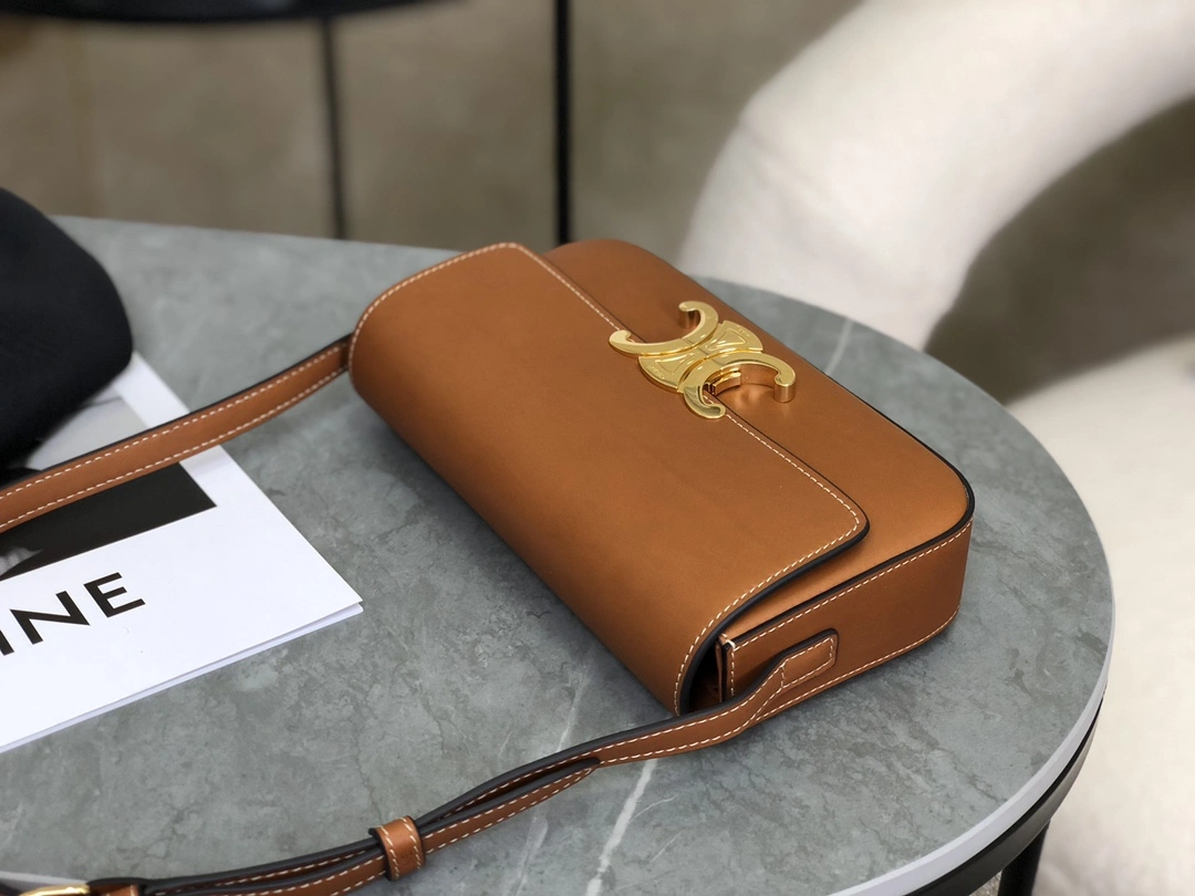 ModernLook Celine Triomphe Bags 94495