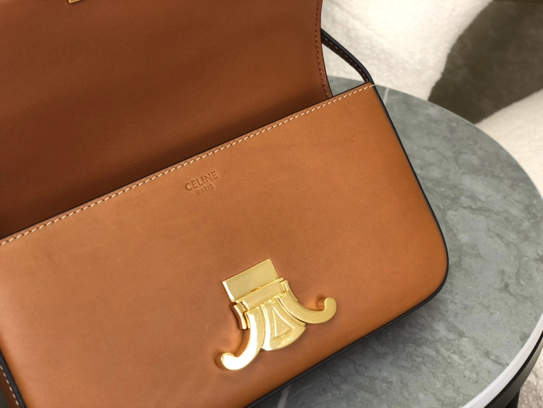 ModernLook Celine Triomphe Bags 94495