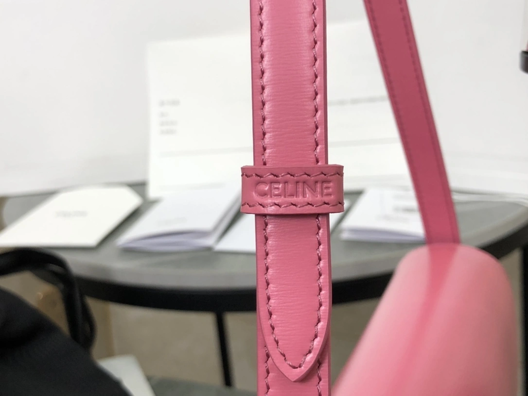 ComfortFit Celine Triomphe Bags 94492