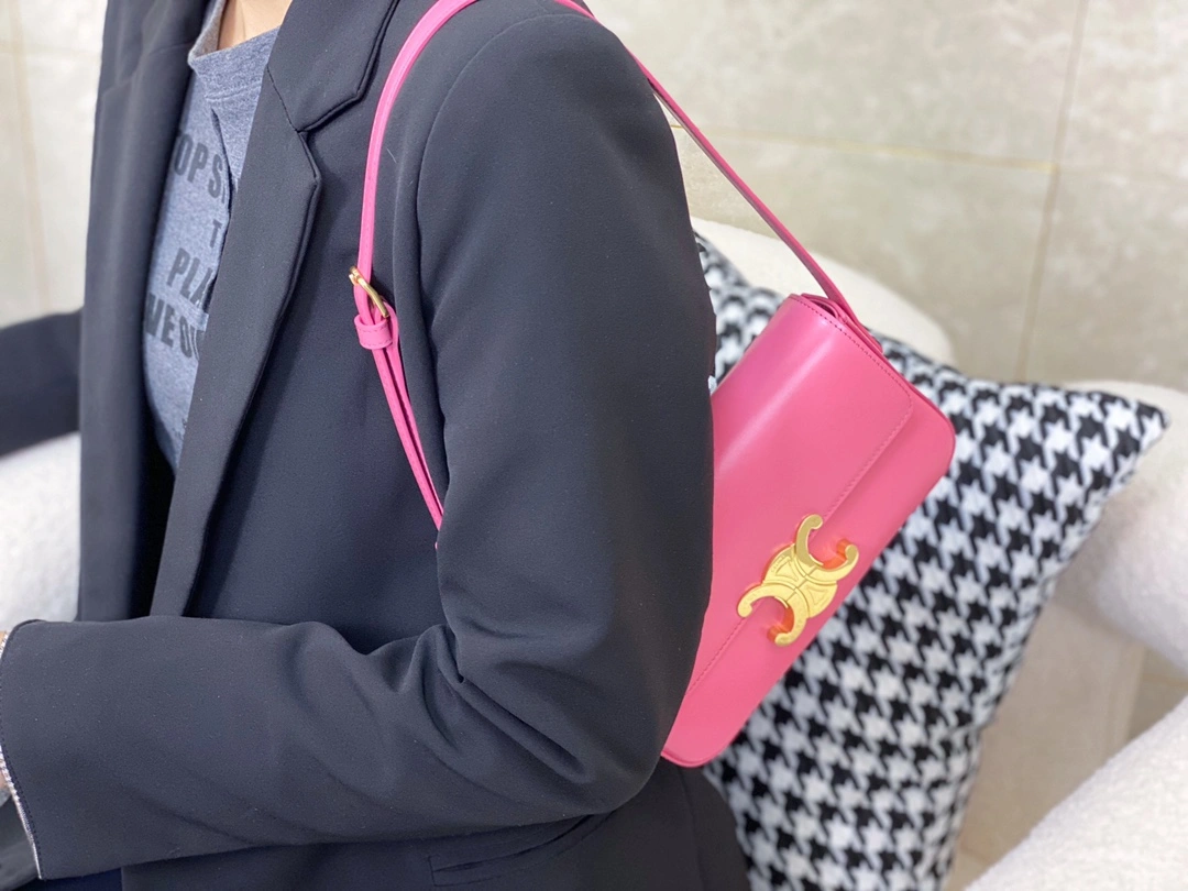 ComfortFit Celine Triomphe Bags 94492