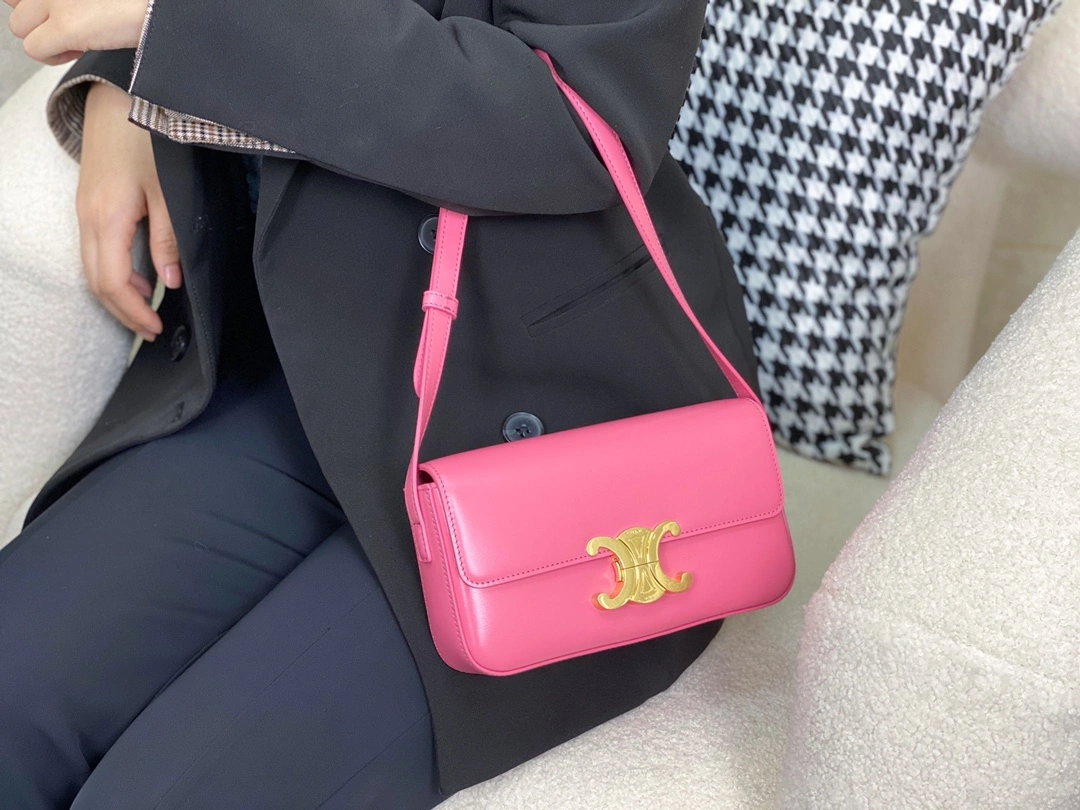 ComfortFit Celine Triomphe Bags 94492